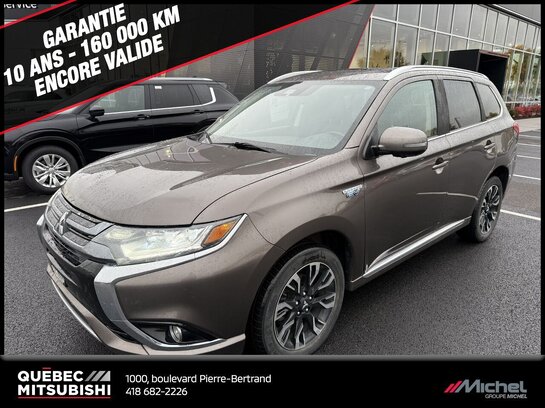 Mitsubishi Outlander PHEV GT S-AWC, Hybride, Cuir, Toit ouvrant, Système de son premium 2018 bronze